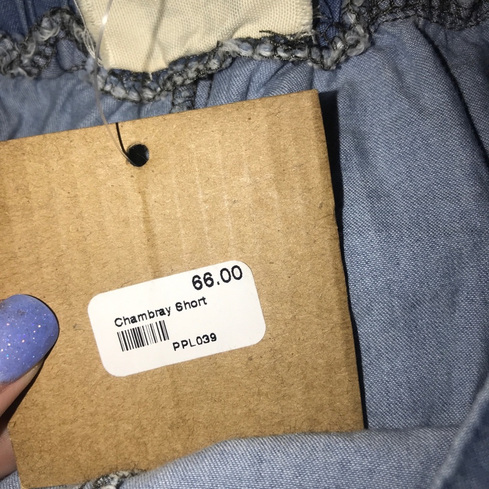 ✰PPLA Chambray Ruffle Shorts ✰ - Picture 4 of 5